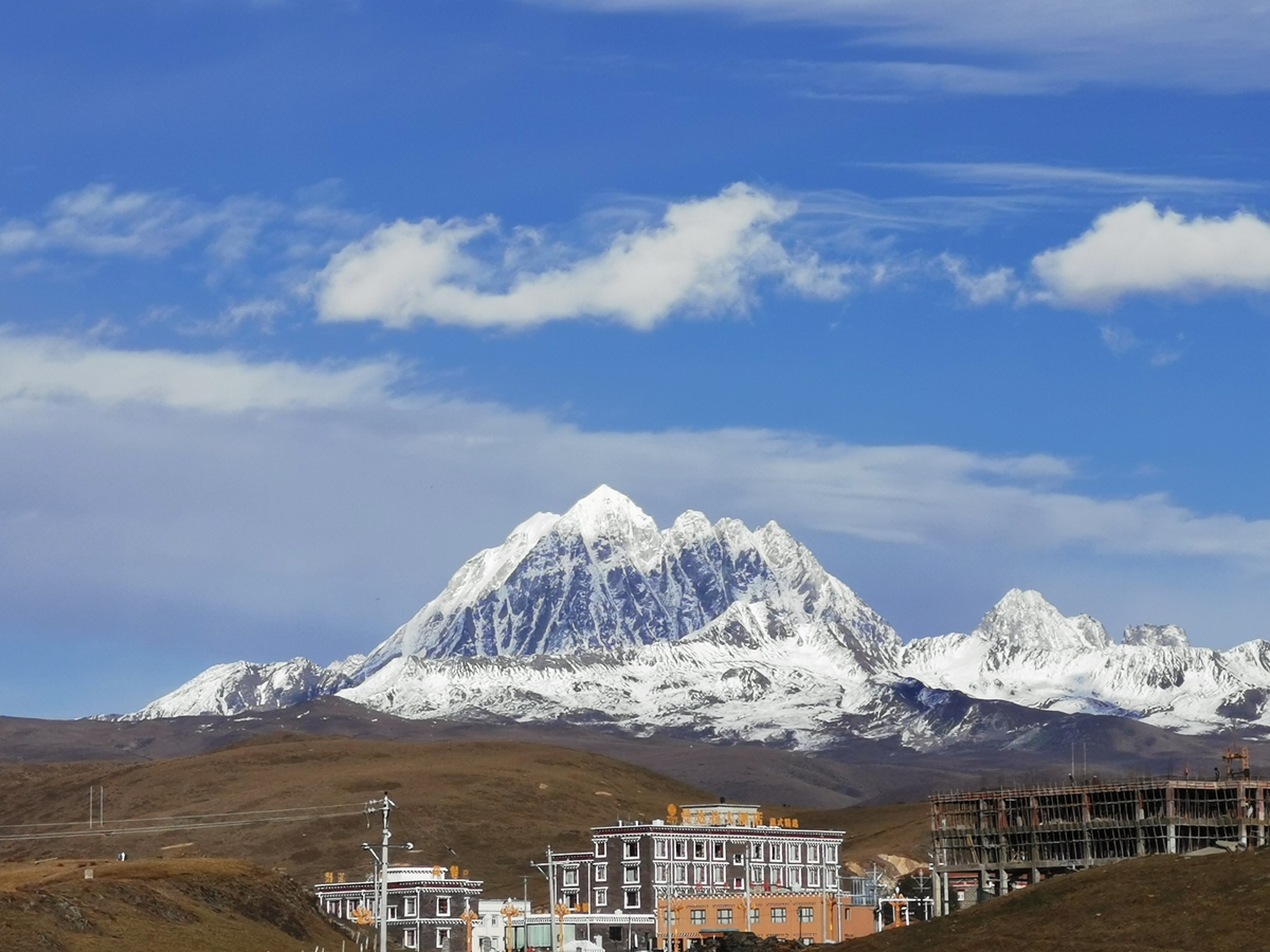 塔公 亞拉雪山